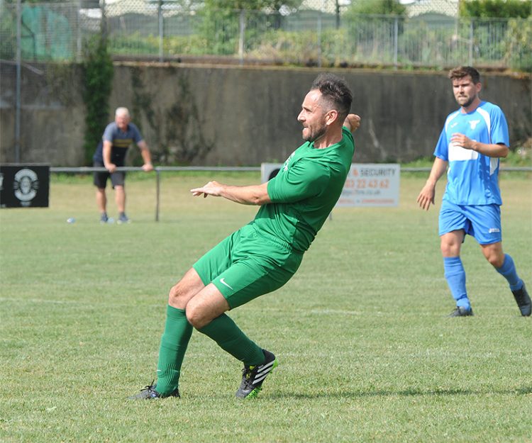 galmpton united v liverton united